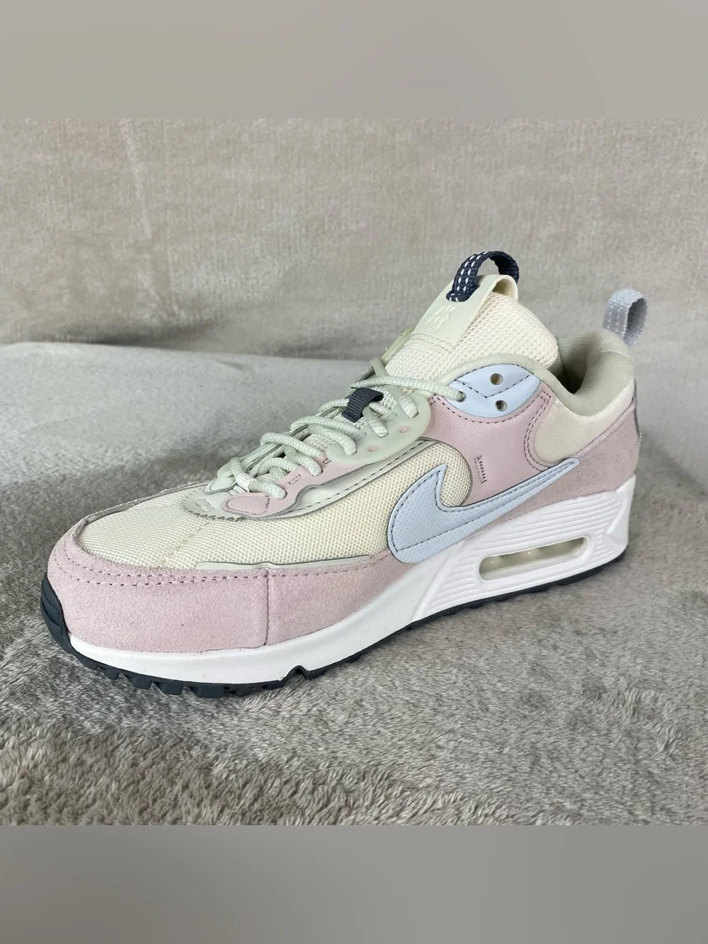 Nike Air Max 90 Futura Womens Size 7.5 Pale Pink White Athletic Shoes DM9922 NEW